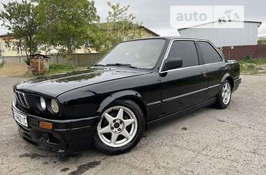 Купе BMW 3 Series 1987 в Полтаві