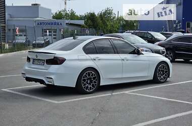 Седан BMW 3 Series 2013 в Львове