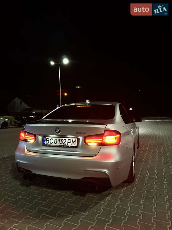 Седан BMW 3 Series 2016 в Львові