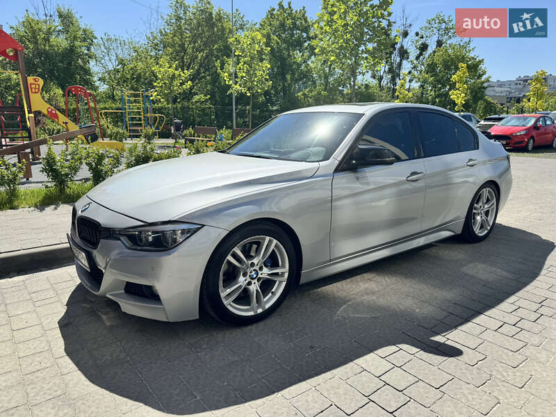 Седан BMW 3 Series 2016 в Львові