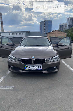 Седан BMW 3 Series 2014 в Киеве