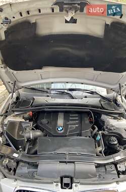 Универсал BMW 3 Series 2011 в 