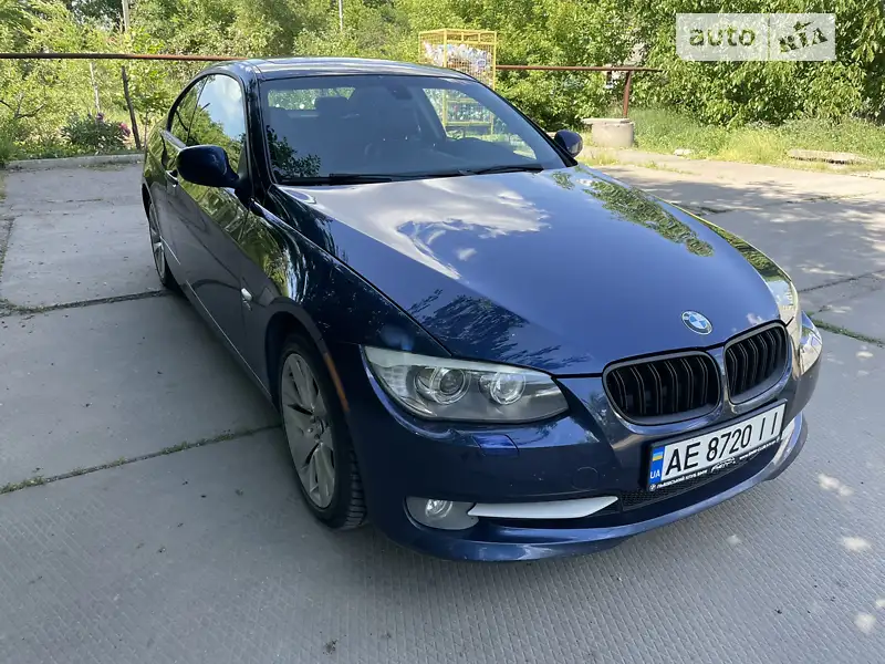 BMW 3 Series 2011