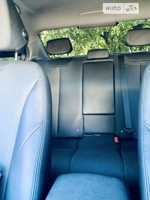 Седан BMW 3 Series 2015 в Полтаве фото 12 Седан BMW 3 Series 2015 в Полтаве