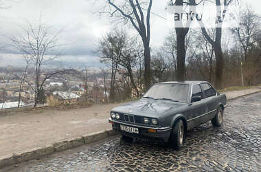 Седан BMW 3 Series 1985 в Львове