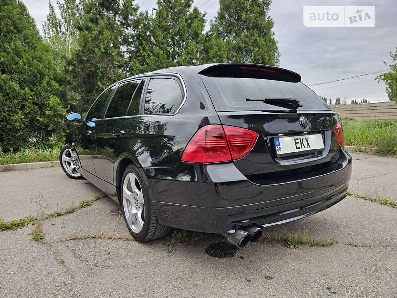 Универсал BMW 3 Series 2005 в Запорожье