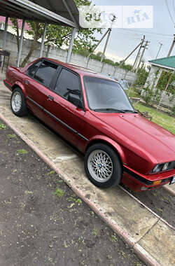 Седан BMW 3 Series 1987 в Петриковке