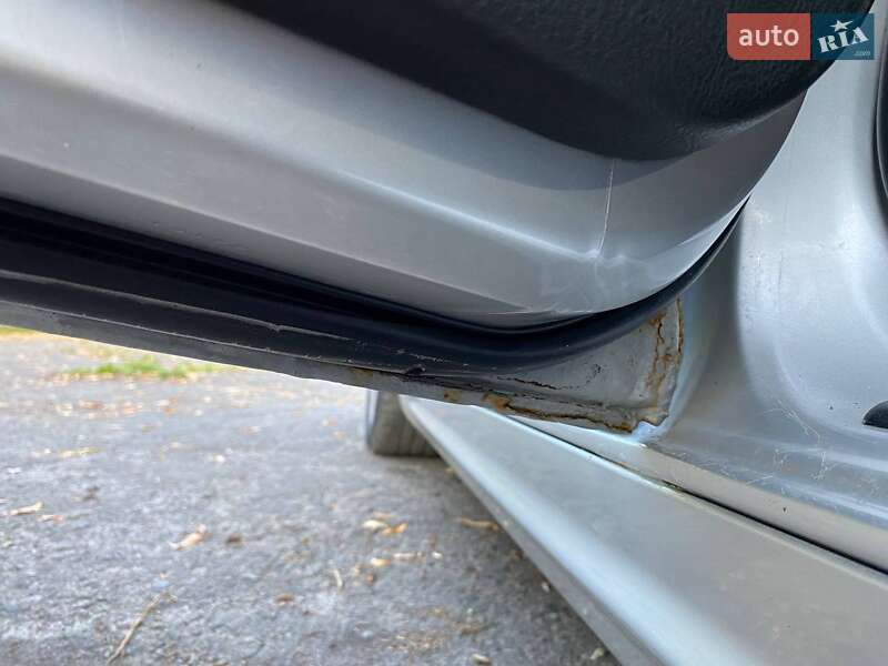 Седан BMW 3 Series 2002 в Млинове фото 36 Седан BMW 3 Series 2002 в Млинове