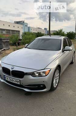 Седан BMW 3 Series 2016 в Киеве