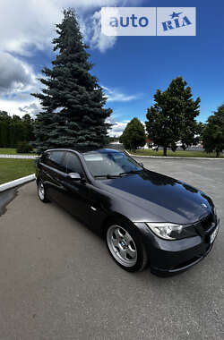 Універсал BMW 3 Series 2005 в Пісківці