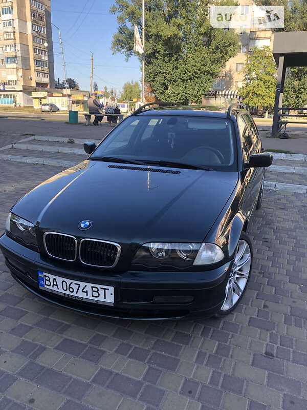 Универсал BMW 3 Series 2001 в Александрие