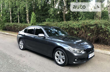 Седан BMW 3 Series 2018 в Киеве