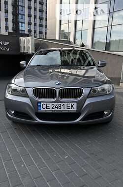 Седан BMW 3 Series 2009 в Львові