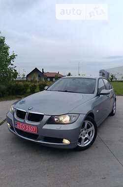 Седан BMW 3 Series 2006 в Коростені