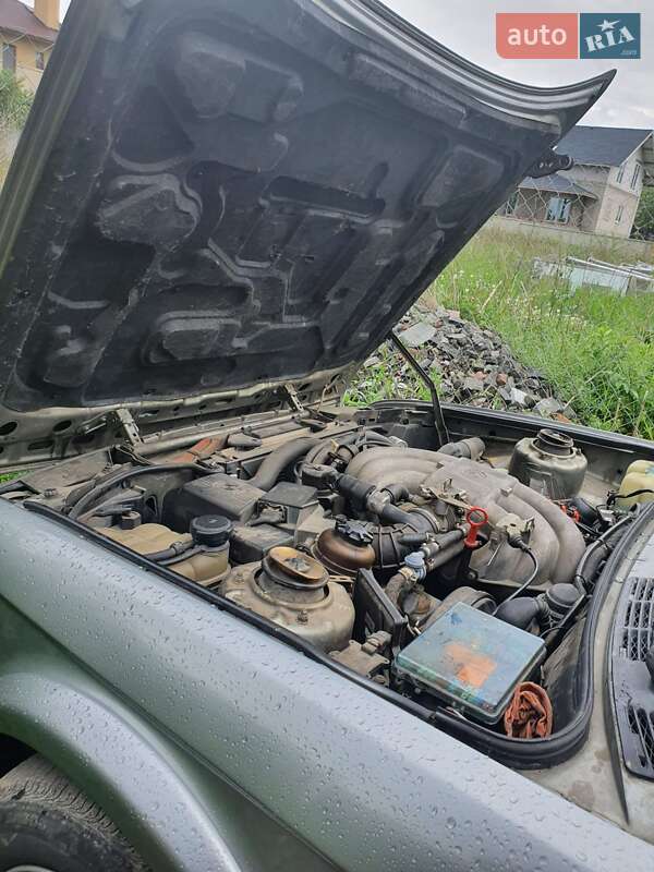Седан BMW 3 Series 1987 в Житомире
