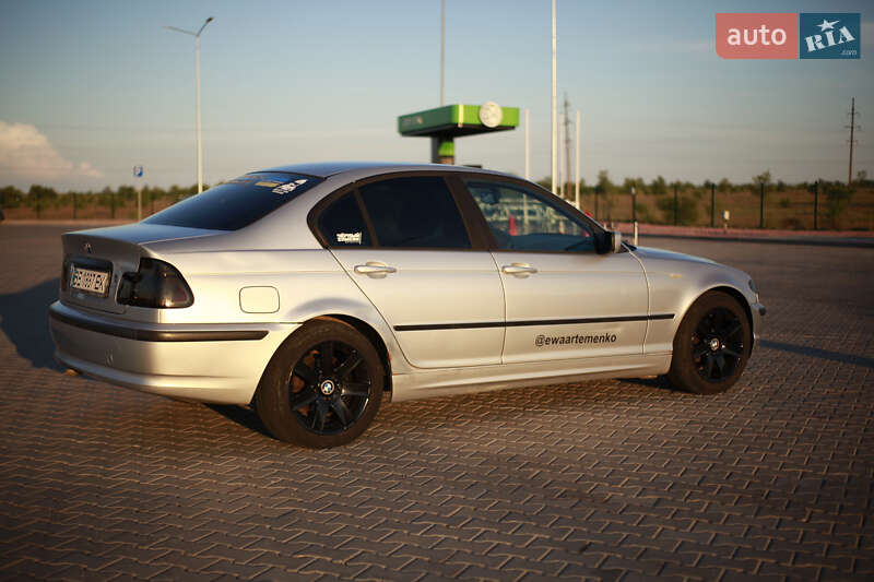 Седан BMW 3 Series 2001 в Николаеве
