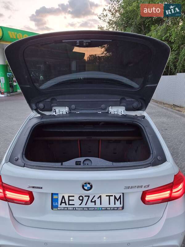 Універсал BMW 3 Series 2014 в Дніпрі