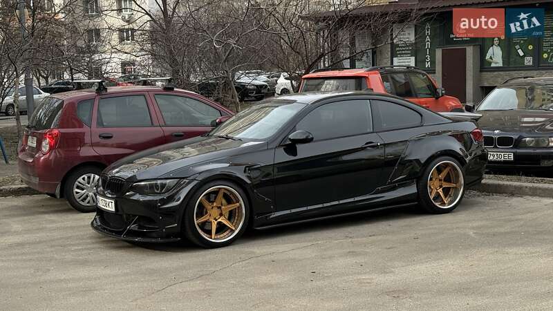 Купе BMW 3 Series 2009 в Києві