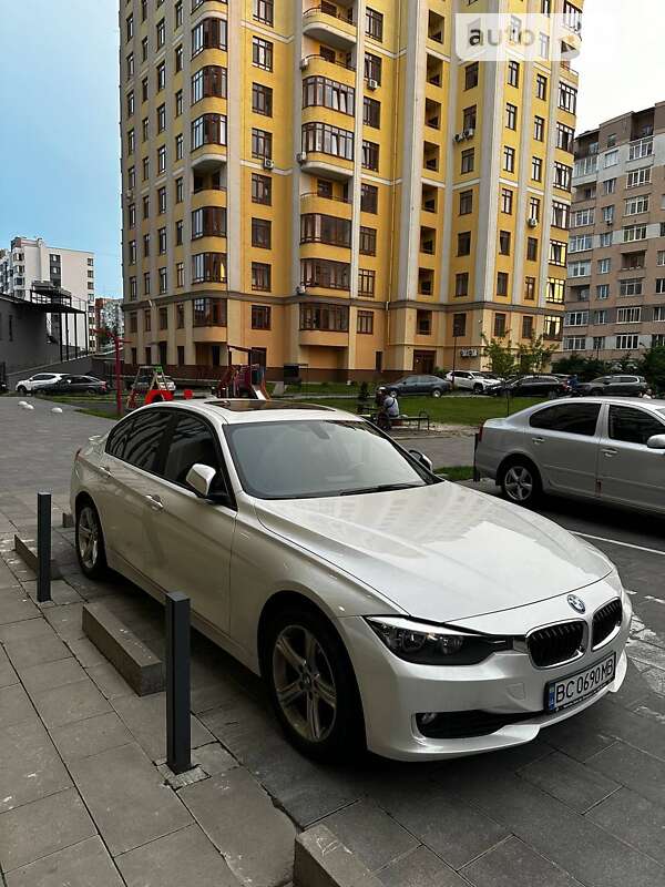 BMW 3 Series 2013