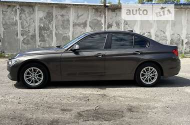 Седан BMW 3 Series 2015 в Сумах