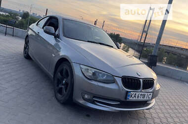 Купе BMW 3 Series 2010 в Києві