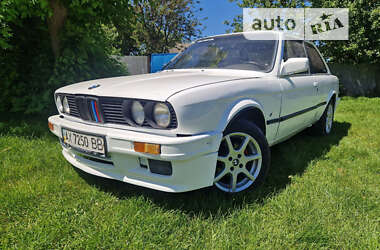 Купе BMW 3 Series 1985 в Ромнах