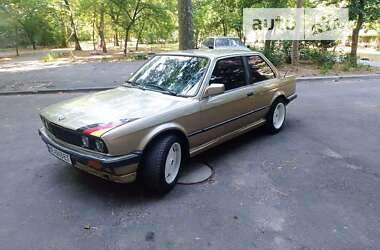 Купе BMW 3 Series 1984 в Миколаєві