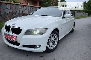 Седан BMW 3 Series 2011 в Старокостянтинові