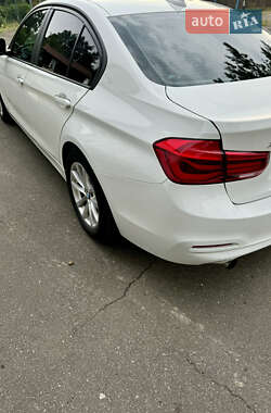 Седан BMW 3 Series 2016 в 