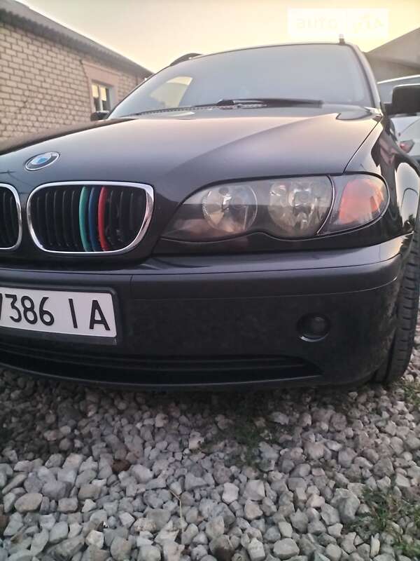 Универсал BMW 3 Series 2003 в Апостолово