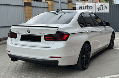 Седан BMW 3 Series 2013 в Виннице