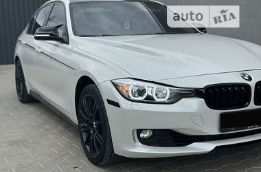 Седан BMW 3 Series 2013 в Виннице