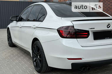 Седан BMW 3 Series 2013 в Виннице