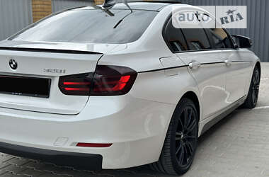 Седан BMW 3 Series 2013 в Виннице