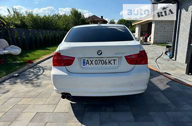 Седан BMW 3 Series 2010 в Харькове