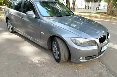 BMW 3 Series 2011