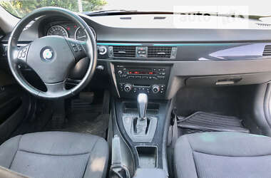 Седан BMW 3 Series 2011 в Сумах