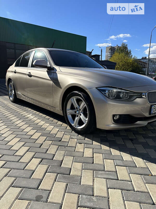 Седан BMW 3 Series 2014 в Миколаєві