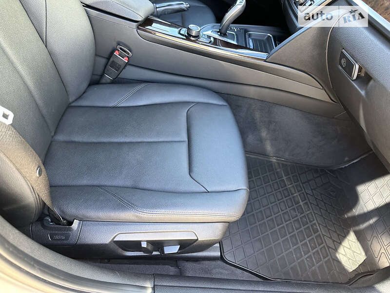 Седан BMW 3 Series 2014 в Миколаєві