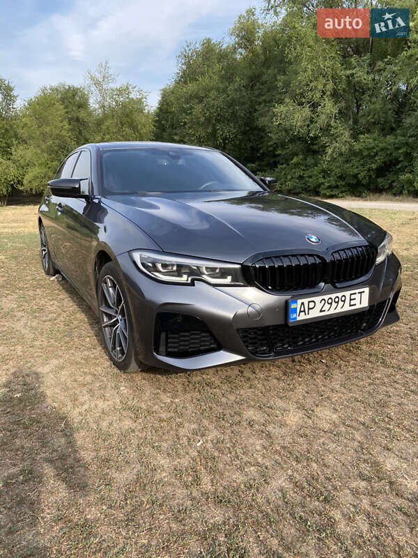 Седан BMW 3 Series 2019 в Запоріжжі
