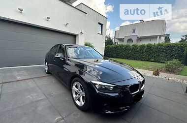 Седан BMW 3 Series 2013 в Тернополі