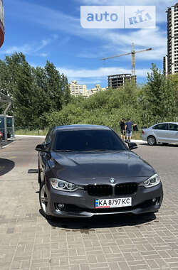 Седан BMW 3 Series 2013 в Киеве