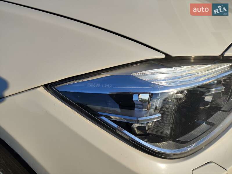 Седан BMW 3 Series 2013 в Львове