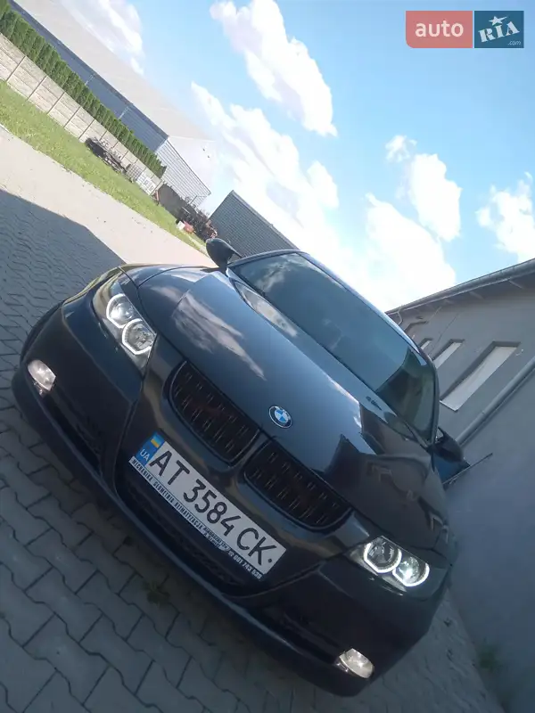 BMW 3 Series 2005 VIN WBAVA71000KR39578 фото оголошення 36 з 151