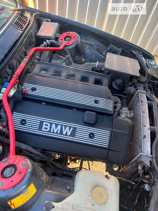 Седан BMW 3 Series 1989 в Львові фото 7 Седан BMW 3 Series 1989 в Львові