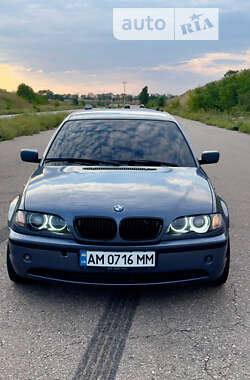 Седан BMW 3 Series 2002 в Одессе