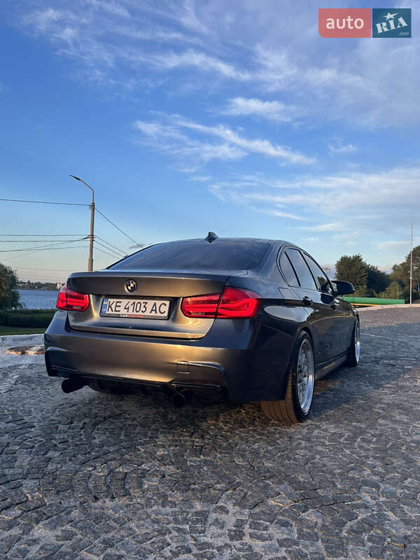Седан BMW 3 Series 2016 в Дніпрі фото 5 Седан BMW 3 Series 2016 в Дніпрі