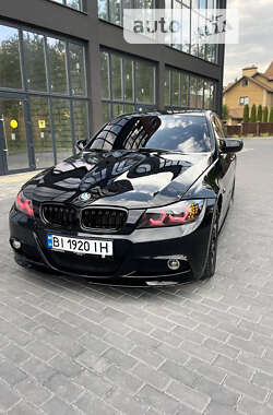 Седан BMW 3 Series 2011 в Полтаве