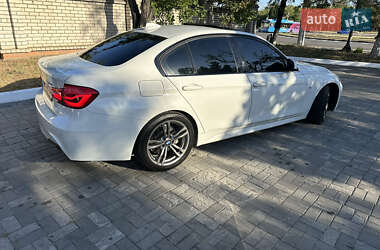 Седан BMW 3 Series 2016 в 
