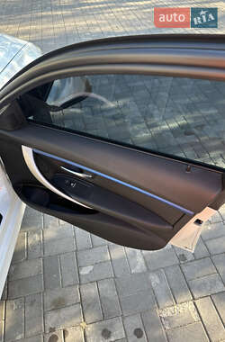 Седан BMW 3 Series 2016 в 